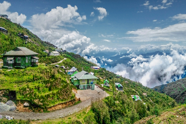 North Bengal Tour Package_Darjeeling_Shittong_Lava Lolegaon Rishop_Holiday Outing